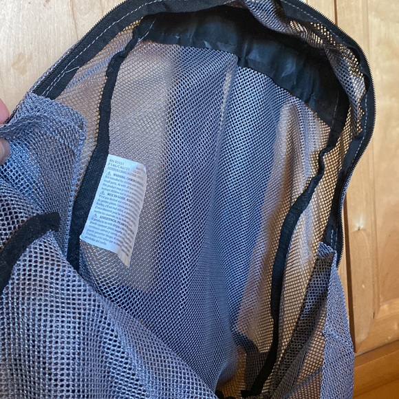 5/$25 NWOT grey mesh backpack. Trailmaker Equipment. - Picture 4 of 12